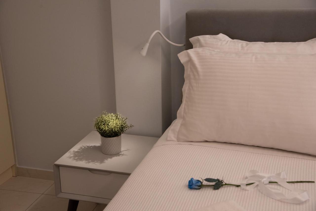 Onar Modern Luxury Apartments Kavála ภายนอก รูปภาพ