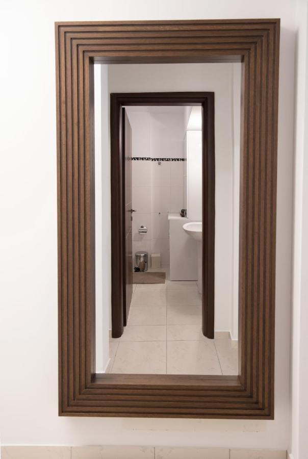 Onar Modern Luxury Apartments Kavála ภายนอก รูปภาพ